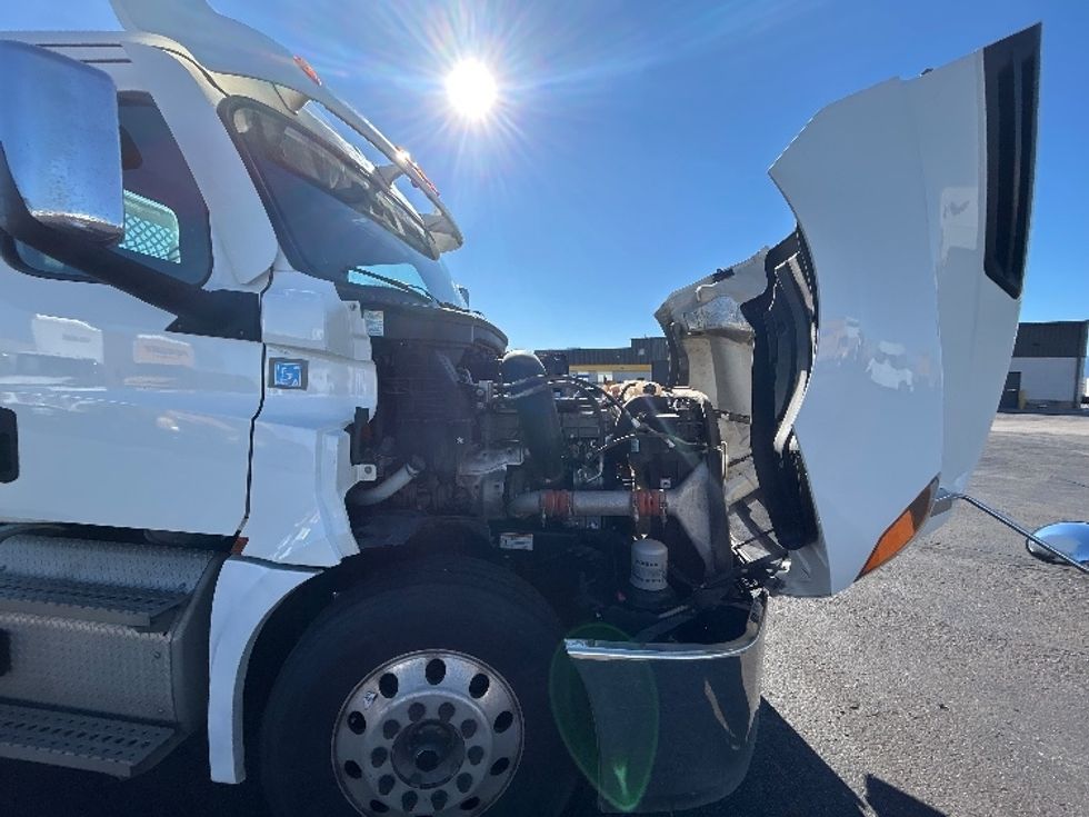 Day Cab Tractor-Heavy Duty Tractors-Freightliner-2020-T12664ST-Greeley-CO-201,555\n\t\tmiles-$ 66,000 - Image 15