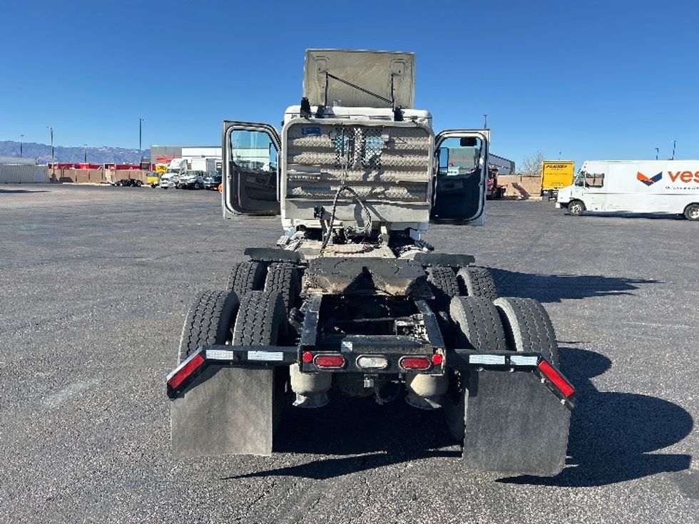 Day Cab Tractor-Heavy Duty Tractors-Freightliner-2020-T12664ST-Greeley-CO-201,555\n\t\tmiles-$ 66,000 - Image 6