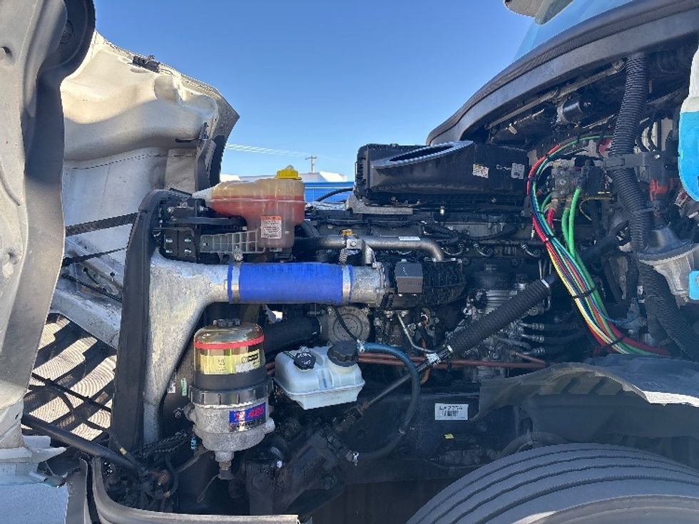 Day Cab Tractor-Heavy Duty Tractors-Freightliner-2020-T12664ST-Greeley-CO-630,348\n\t\tmiles-$ 32,250 - Image 16