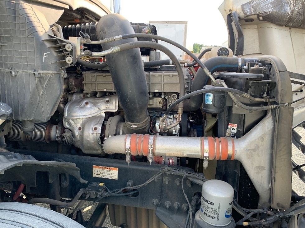 Day Cab Tractor-Heavy Duty Tractors-Freightliner-2020-T12664ST-Greensboro-NC-231,068\n\t\tmiles-$ 57,500 - Image 15