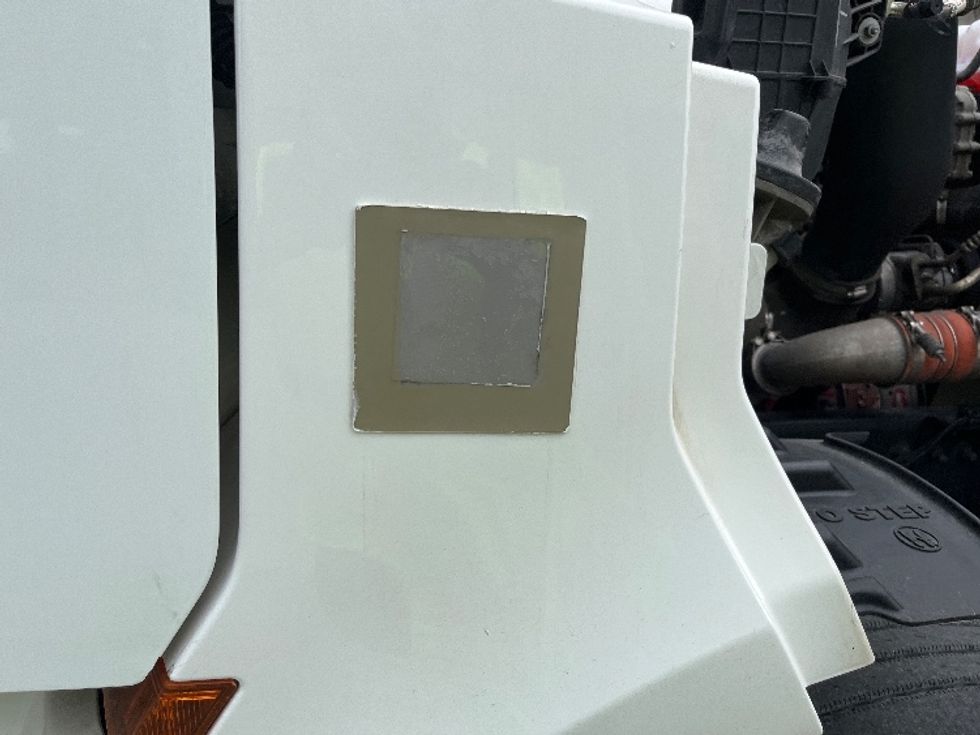 Day Cab Tractor-Heavy Duty Tractors-Freightliner-2020-T12664ST-Greensboro-NC-308,568\n\t\tmiles-$ 52,750 - Image 19