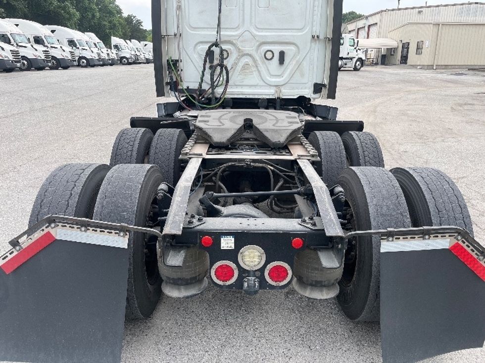 Day Cab Tractor-Heavy Duty Tractors-Freightliner-2020-T12664ST-Greensboro-NC-308,568\n\t\tmiles-$ 52,750 - Image 6