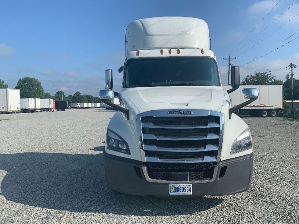 Day Cab Tractor-Heavy Duty Tractors-Freightliner-2020-T12664ST-Greensboro-NC-340,285\n\t\tmiles-$ 48,250 - Image 2