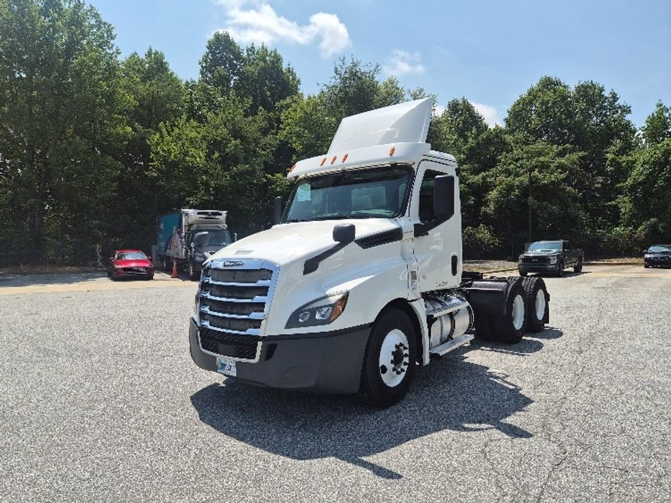 Day Cab Tractor-Heavy Duty Tractors-Freightliner-2020-T12664ST-Greensboro-NC-408,291\n\t\tmiles-$ 50,750 - Image 3