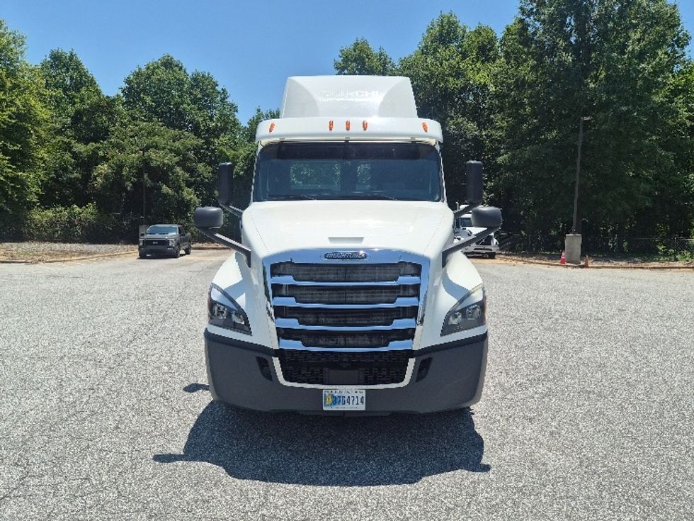 Day Cab Tractor-Heavy Duty Tractors-Freightliner-2020-T12664ST-Greensboro-NC-485,519\n\t\tmiles-$ 43,000 - Image 2