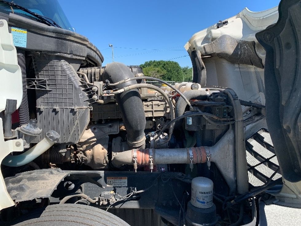 Day Cab Tractor-Heavy Duty Tractors-Freightliner-2020-T12664ST-Greensboro-NC-748,644\n\t\tmiles-$ 28,250 - Image 15