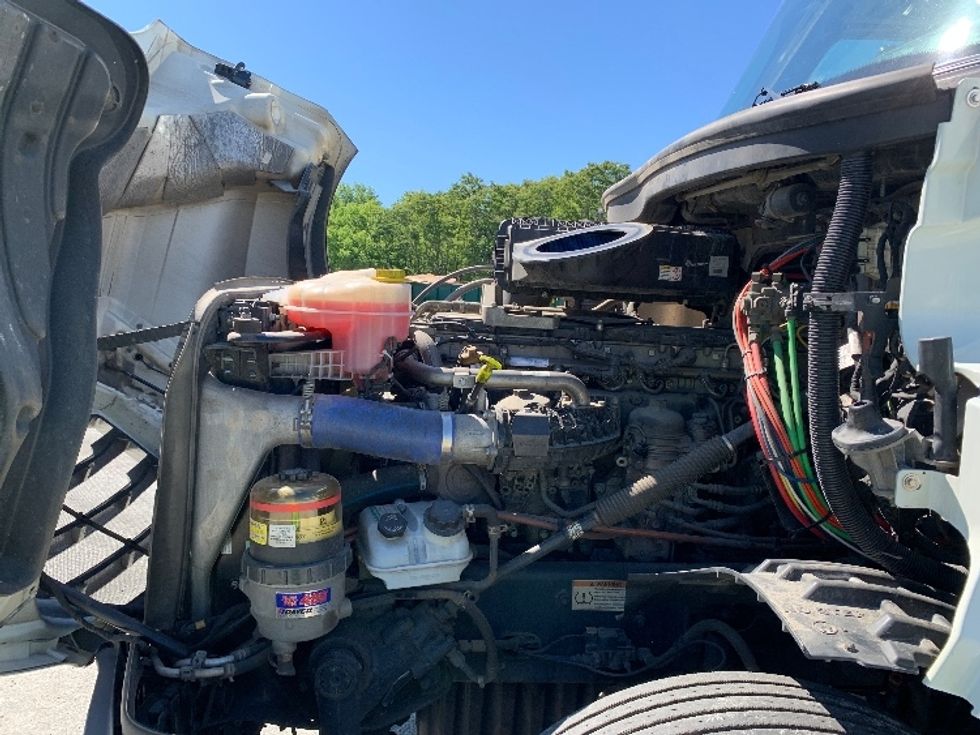 Day Cab Tractor-Heavy Duty Tractors-Freightliner-2020-T12664ST-Greensboro-NC-748,644\n\t\tmiles-$ 28,250 - Image 16