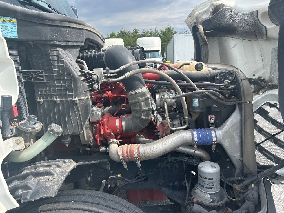 Day Cab Tractor-Heavy Duty Tractors-Freightliner-2020-T12664ST-Greenville-SC-374,027\n\t\tmiles-$ 54,500 - Image 15