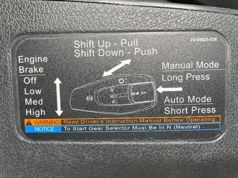 Day Cab Tractor-Heavy Duty Tractors-Freightliner-2020-T12664ST-Greenville-SC-575,982\n\t\tmiles-$ 37,750 - Image 17