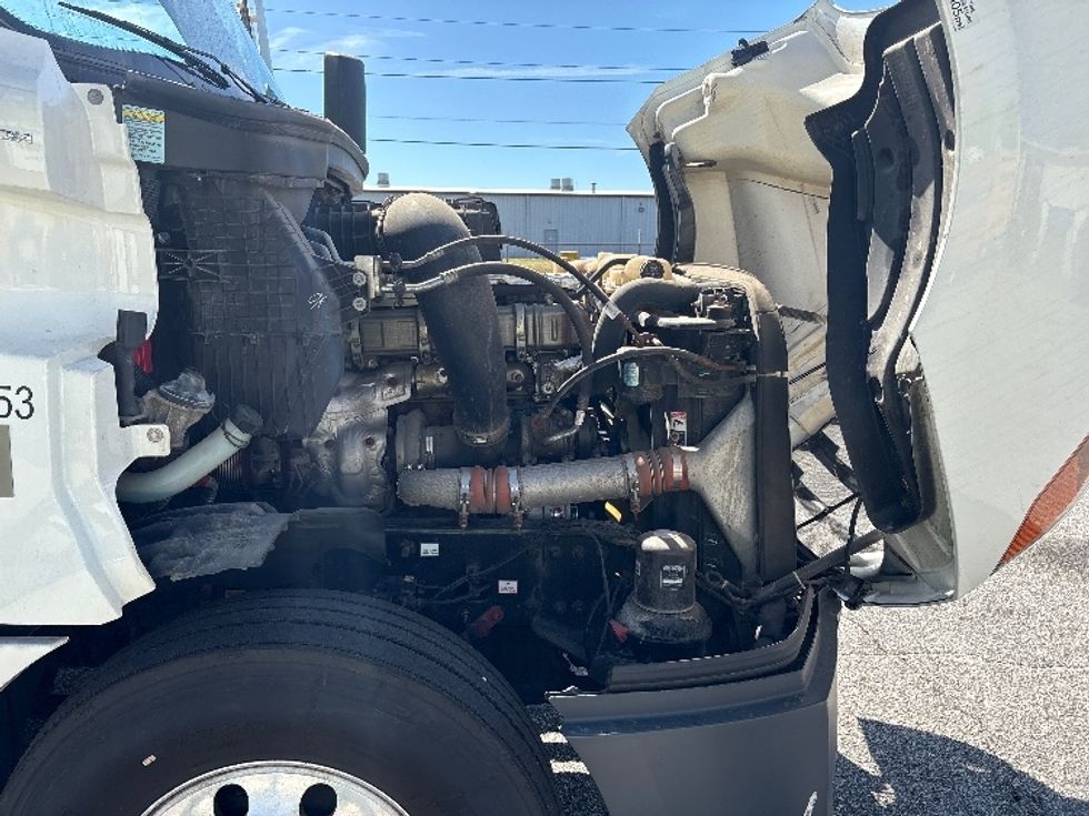 Day Cab Tractor-Heavy Duty Tractors-Freightliner-2020-T12664ST-Greer-SC-525,568\n\t\tmiles-$ 44,250 - Image 14