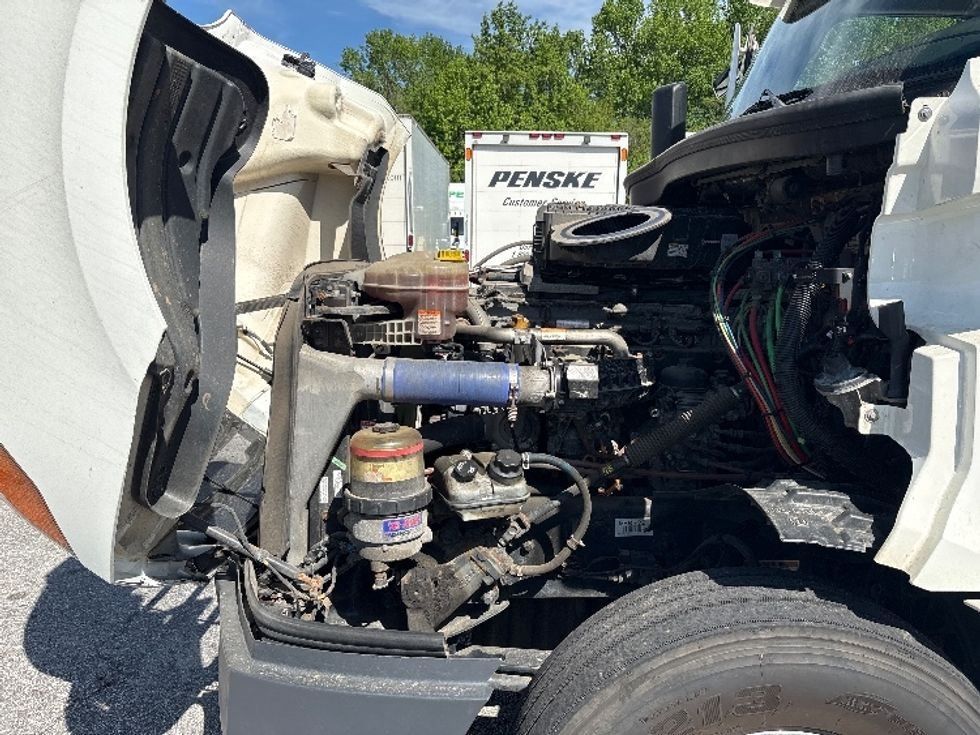 Day Cab Tractor-Heavy Duty Tractors-Freightliner-2020-T12664ST-Greer-SC-525,568\n\t\tmiles-$ 44,250 - Image 15