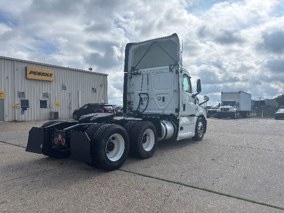 Day Cab Tractor-Heavy Duty Tractors-Freightliner-2020-T12664ST-Hammond-LA-460,249\n\t\tmiles-$ 48,250 - Image 7
