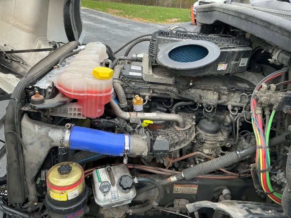 Day Cab Tractor-Heavy Duty Tractors-Freightliner-2020-T12664ST-Harrisburg-PA-311,641\n\t\tmiles-$ 52,750 - Image 16