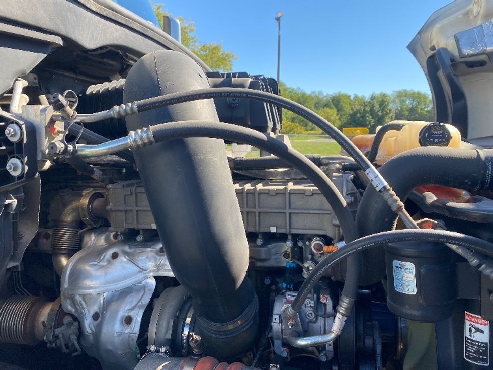 Day Cab Tractor-Heavy Duty Tractors-Freightliner-2020-T12664ST-Harrisburg-PA-361,784\n\t\tmiles-$ 50,750 - Image 15