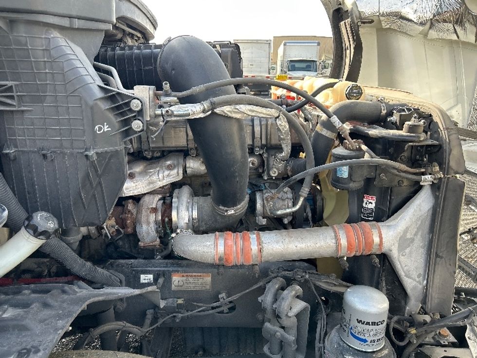 Day Cab Tractor-Heavy Duty Tractors-Freightliner-2020-T12664ST-Harrisburg-PA-475,510\n\t\tmiles-$ 50,250 - Image 15