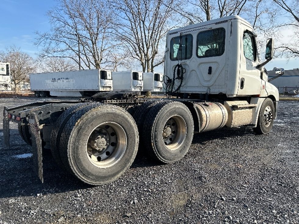 Day Cab Tractor-Heavy Duty Tractors-Freightliner-2020-T12664ST-Harrisburg-PA-545,338\n\t\tmiles-$ 43,750 - Image 7