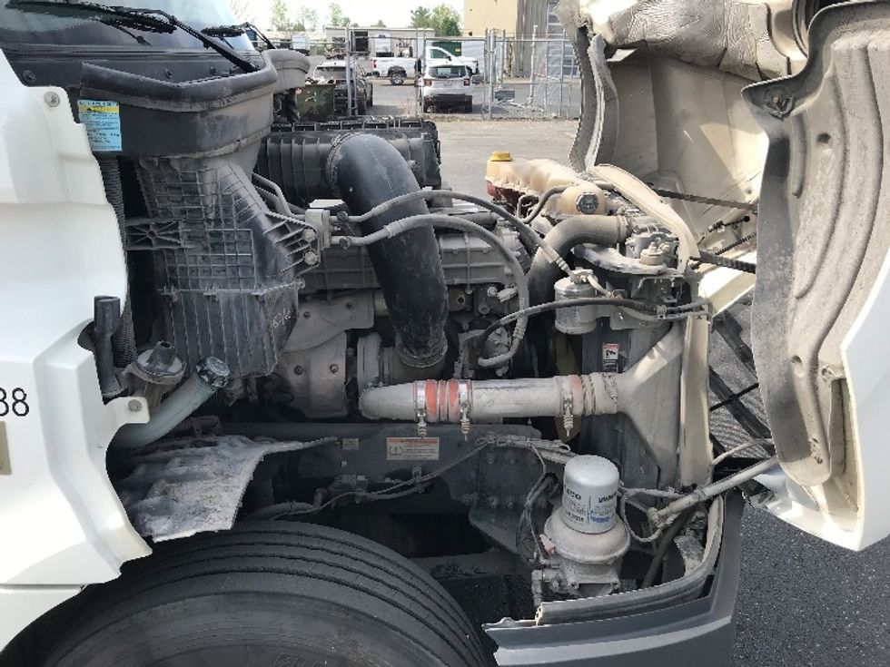 Day Cab Tractor-Heavy Duty Tractors-Freightliner-2020-T12664ST-Harrisonburg-VA-263,415\n\t\tmiles-$ 59,500 - Image 15