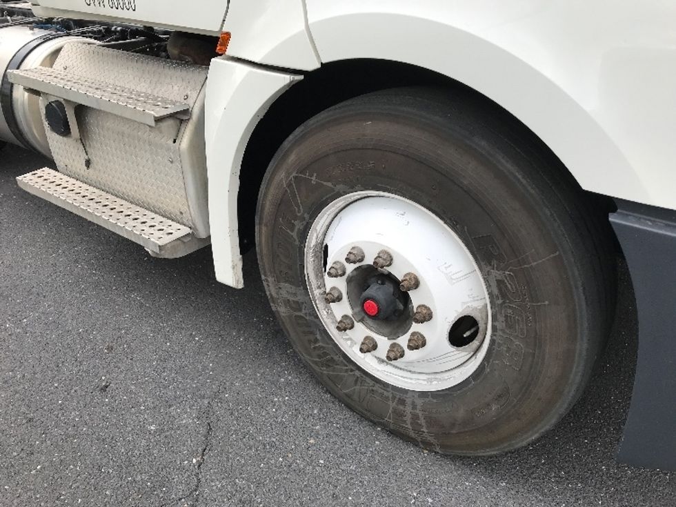 Day Cab Tractor-Heavy Duty Tractors-Freightliner-2020-T12664ST-Harrisonburg-VA-276,006\n\t\tmiles-$ 58,750 - Image 19