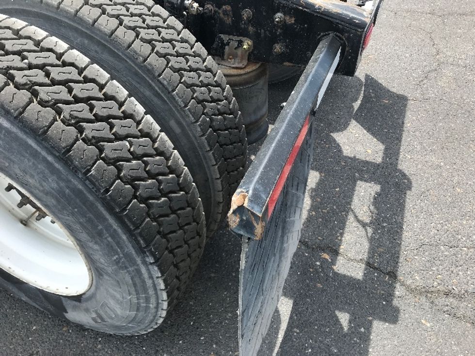 Day Cab Tractor-Heavy Duty Tractors-Freightliner-2020-T12664ST-Harrisonburg-VA-351,152\n\t\tmiles-$ 54,000 - Image 18