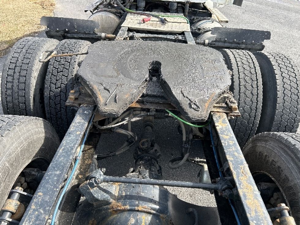 Day Cab Tractor-Heavy Duty Tractors-Freightliner-2020-T12664ST-Harrisonburg-VA-506,597\n\t\tmiles-$ 43,750 - Image 6