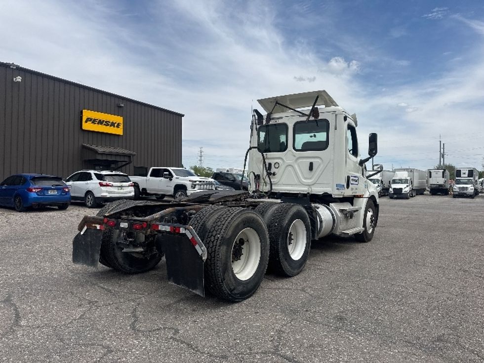 Day Cab Tractor-Heavy Duty Tractors-Freightliner-2020-T12664ST-Hazelwood-MO-584,885\n\t\tmiles-$ 41,000 - Image 7