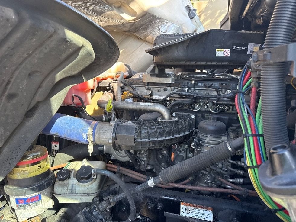 Day Cab Tractor-Heavy Duty Tractors-Freightliner-2020-T12664ST-Homewood-AL-606,184\n\t\tmiles-$ 36,000 - Image 16