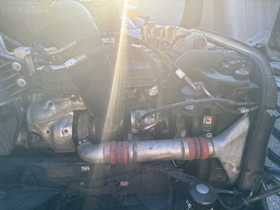 Day Cab Tractor-Heavy Duty Tractors-Freightliner-2020-T12664ST-Homewood-AL-626,355\n\t\tmiles-$ 31,750 - Image 15