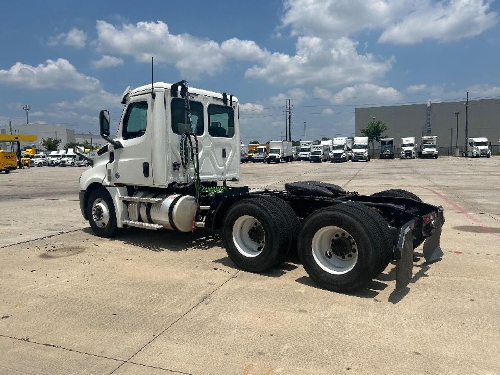 Day Cab Tractor-Heavy Duty Tractors-Freightliner-2020-T12664ST-Houston-TX-245,030\n\t\tmiles-$ 65,500 - Image 5