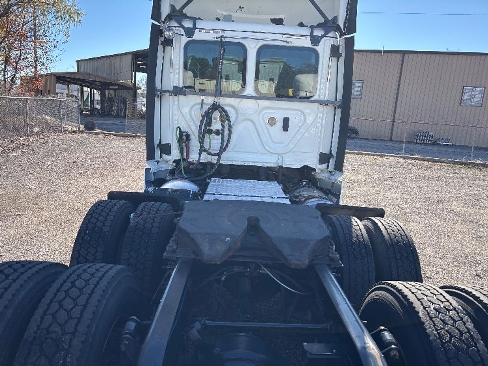 Day Cab Tractor-Heavy Duty Tractors-Freightliner-2020-T12664ST-Hueytown-AL-605,441\n\t\tmiles-$ 36,000 - Image 6