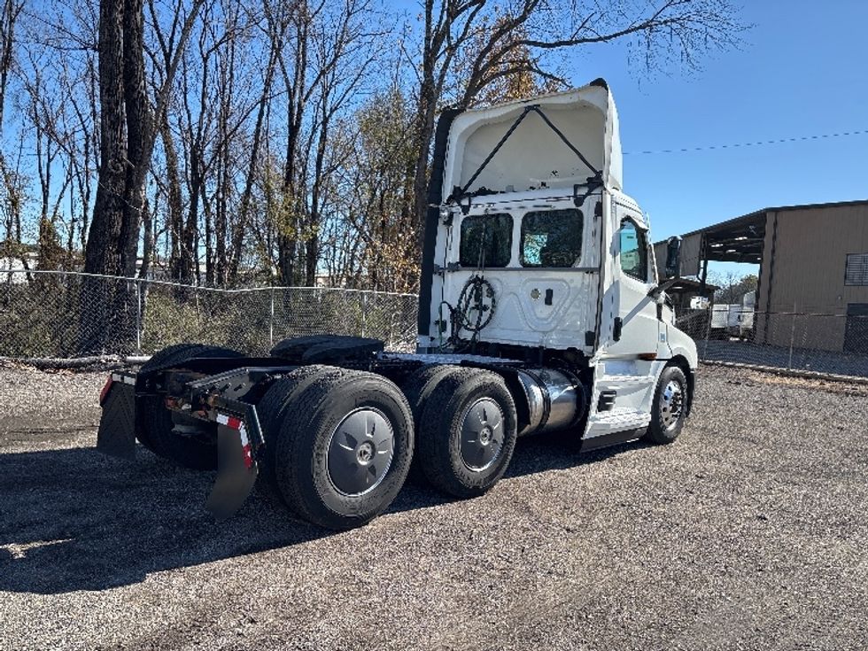 Day Cab Tractor-Heavy Duty Tractors-Freightliner-2020-T12664ST-Hueytown-AL-605,441\n\t\tmiles-$ 36,000 - Image 7