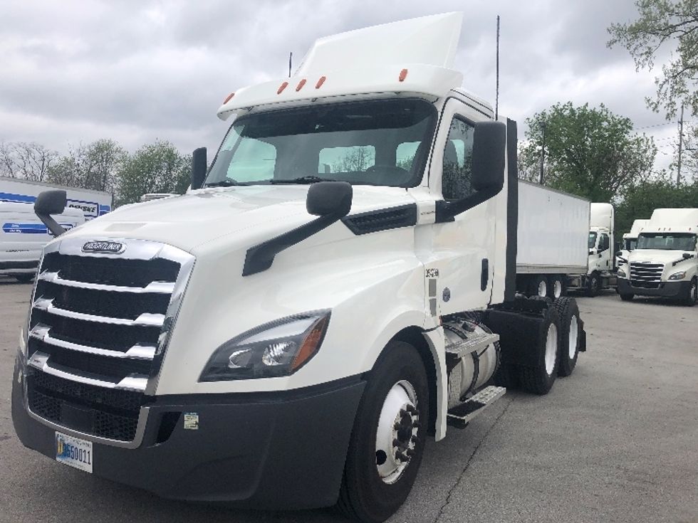 Day Cab Tractor-Heavy Duty Tractors-Freightliner-2020-T12664ST-Indianapolis-IN-308,509\n\t\tmiles-$ 57,500 - Image 18