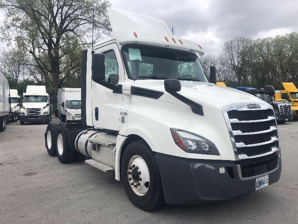 Day Cab Tractor-Heavy Duty Tractors-Freightliner-2020-T12664ST-Indianapolis-IN-308,509\n\t\tmiles-$ 57,500 - Image 20