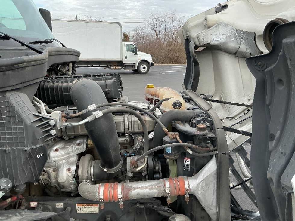 Day Cab Tractor-Heavy Duty Tractors-Freightliner-2020-T12664ST-Indianapolis-IN-565,589\n\t\tmiles-$ 36,750 - Image 15