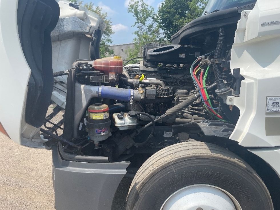 Day Cab Tractor-Heavy Duty Tractors-Freightliner-2020-T12664ST-Jackson-MI-242,597\n\t\tmiles-$ 58,000 - Image 16