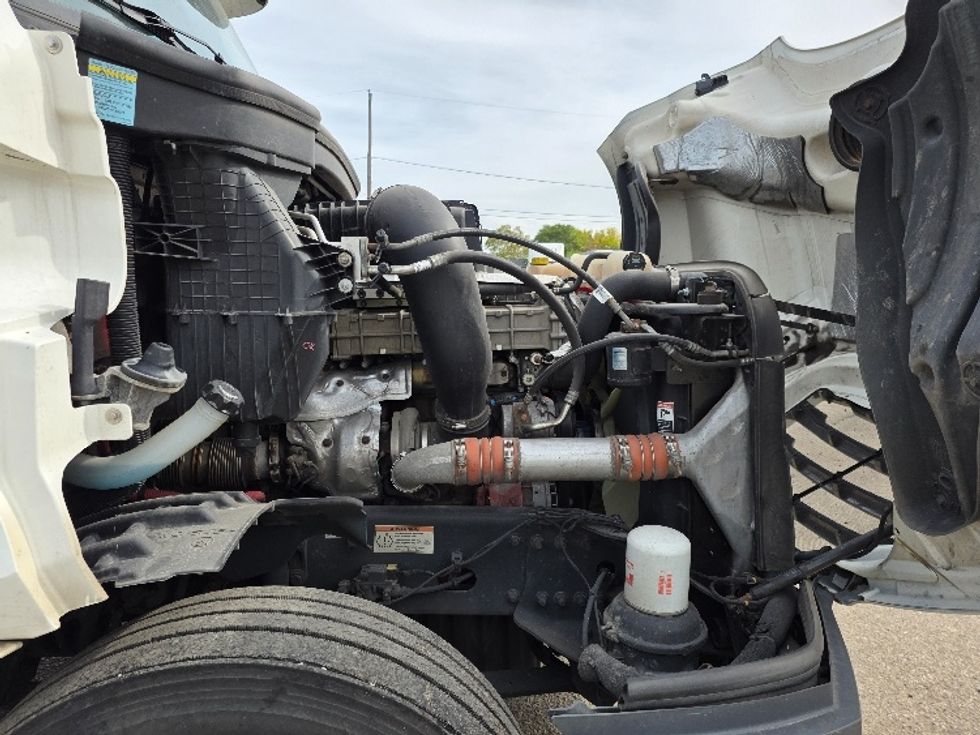 Day Cab Tractor-Heavy Duty Tractors-Freightliner-2020-T12664ST-Jackson-MI-248,797\n\t\tmiles-$ 55,000 - Image 15