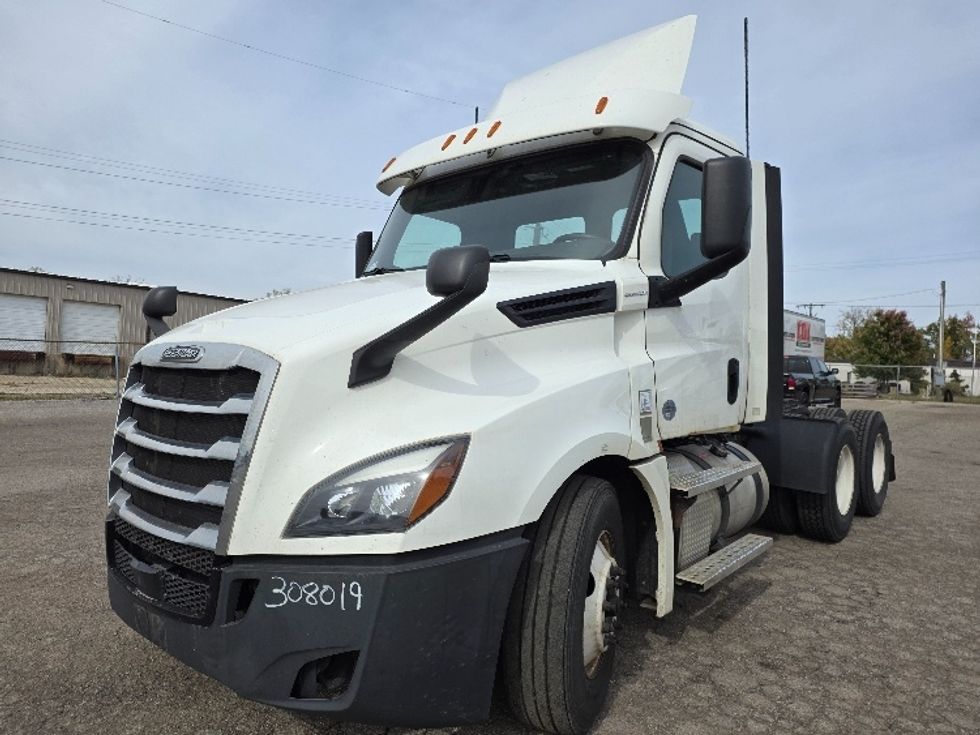 Day Cab Tractor-Heavy Duty Tractors-Freightliner-2020-T12664ST-Jackson-MI-334,030\n\t\tmiles-$ 50,750 - Image 3