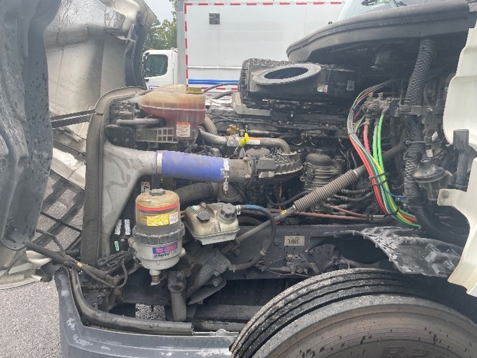 Day Cab Tractor-Heavy Duty Tractors-Freightliner-2020-T12664ST-Jacksonville-FL-339,336\n\t\tmiles-$ 59,500 - Image 16