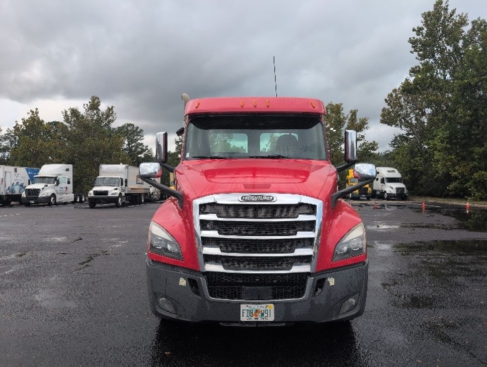 Day Cab Tractor-Heavy Duty Tractors-Freightliner-2020-T12664ST-Jacksonville-FL-446,821\n\t\tmiles-$ 50,250 - Image 2