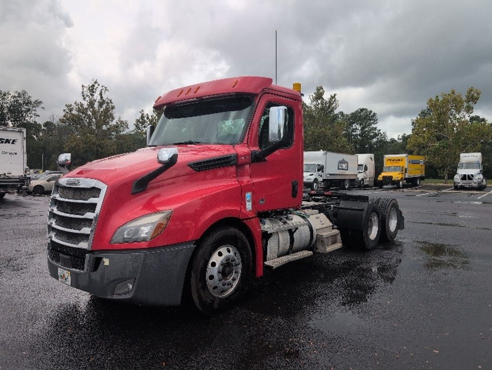 Day Cab Tractor-Heavy Duty Tractors-Freightliner-2020-T12664ST-Jacksonville-FL-446,821\n\t\tmiles-$ 50,250 - Image 3