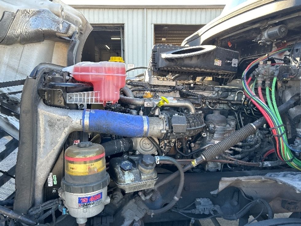 Day Cab Tractor-Heavy Duty Tractors-Freightliner-2020-T12664ST-Jurupa Valley-CA-272,392\n\t\tmiles-$ 60,250 - Image 16