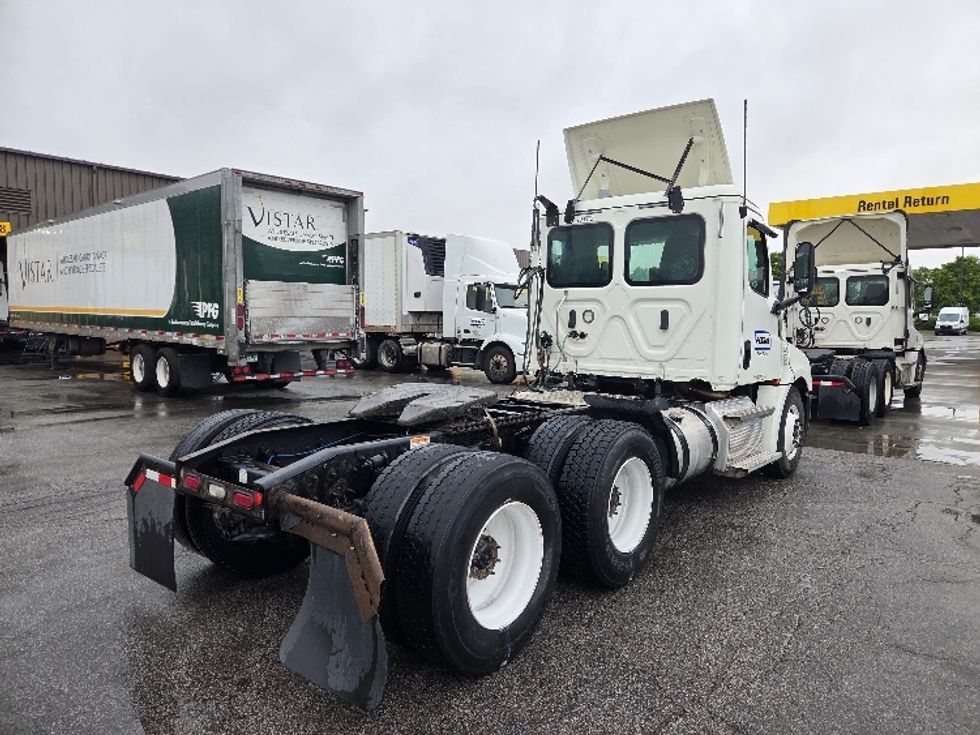 Day Cab Tractor-Heavy Duty Tractors-Freightliner-2020-T12664ST-Kansas City-MO-224,241\n\t\tmiles-$ 61,250 - Image 7