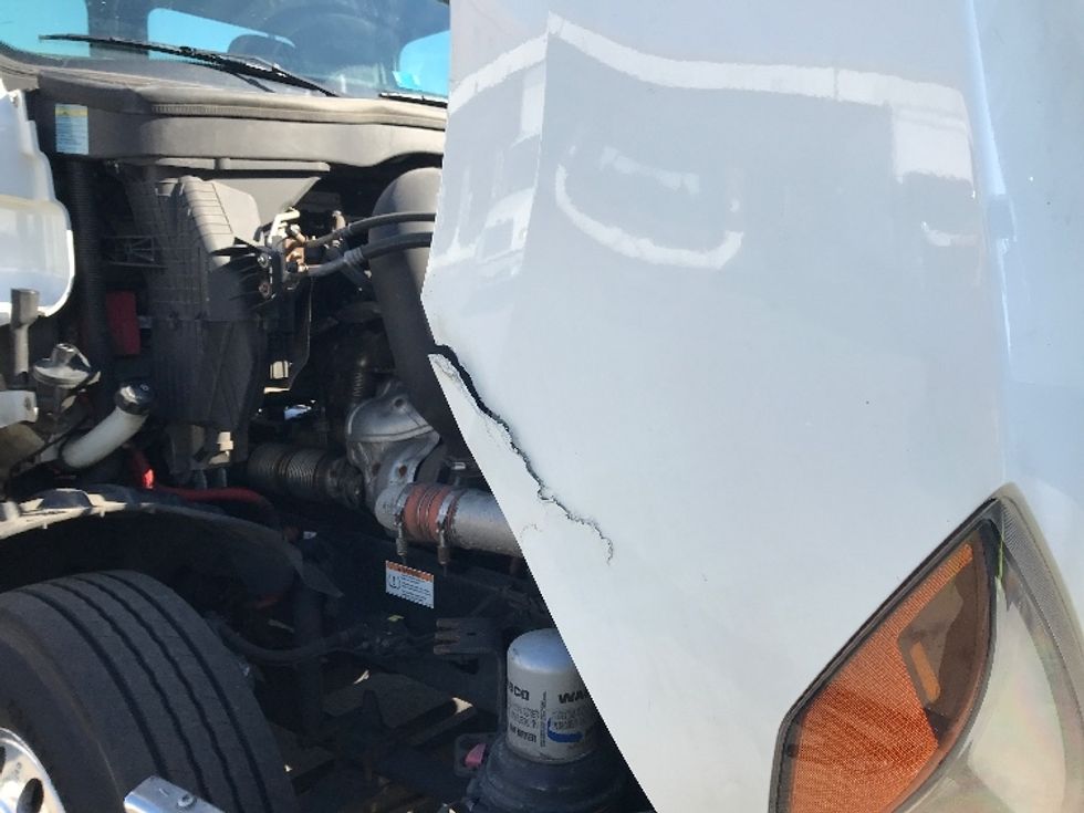 Day Cab Tractor-Heavy Duty Tractors-Freightliner-2020-T12664ST-Kearny-NJ-325,627\n\t\tmiles-$ 68,000 - Image 17