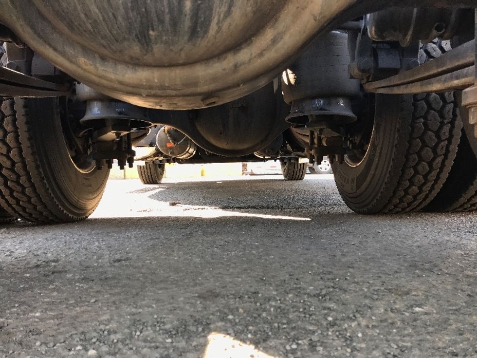 Day Cab Tractor-Heavy Duty Tractors-Freightliner-2020-T12664ST-Kearny-NJ-325,627\n\t\tmiles-$ 68,000 - Image 20