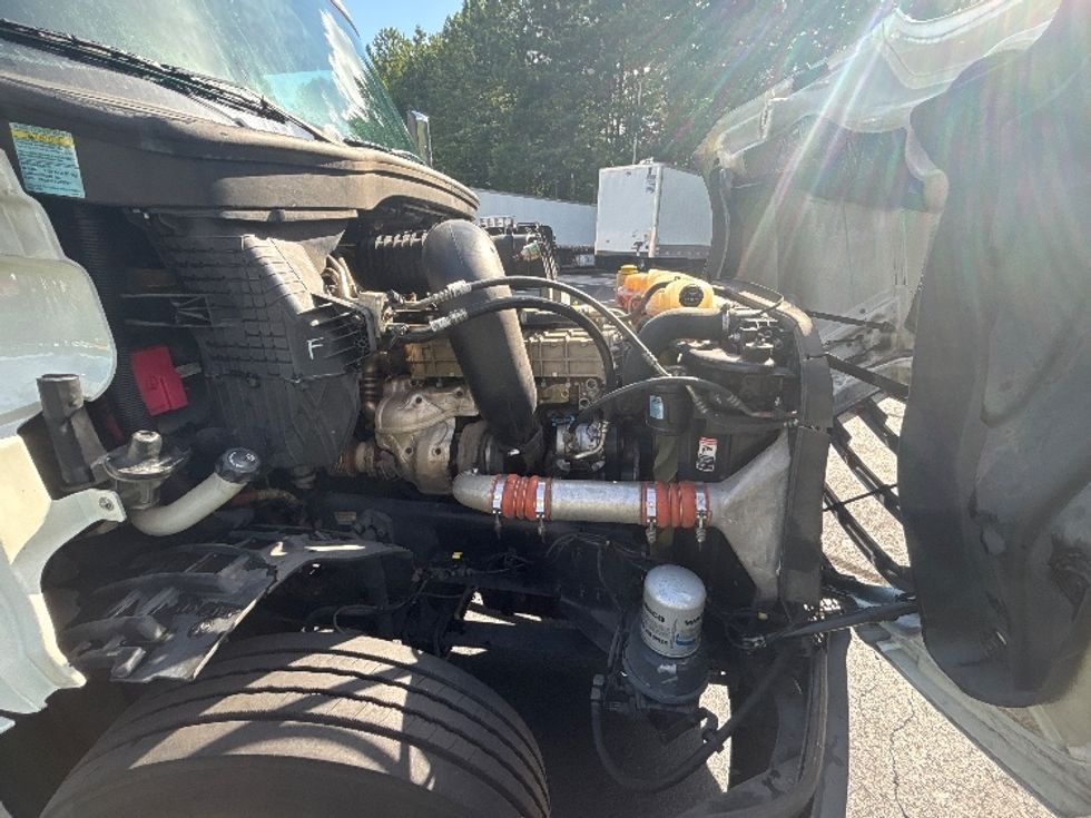 Day Cab Tractor-Heavy Duty Tractors-Freightliner-2020-T12664ST-Kennesaw-GA-746,444\n\t\tmiles-$ 27,750 - Image 15