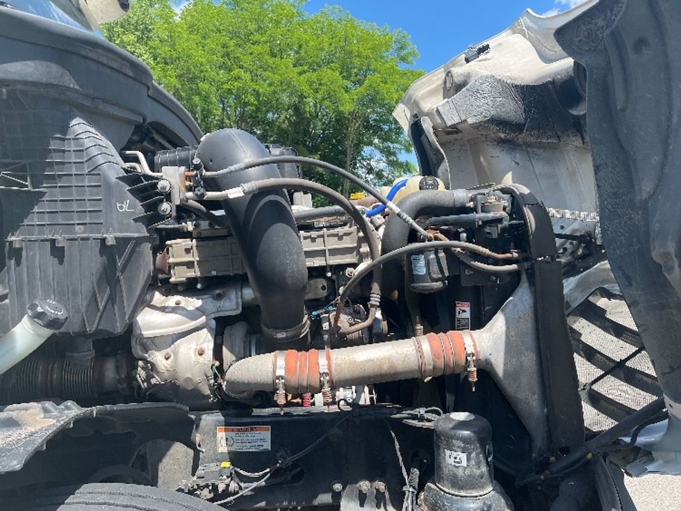Day Cab Tractor-Heavy Duty Tractors-Freightliner-2020-T12664ST-King Of Prussia-PA-607,347\n\t\tmiles-$ 32,500 - Image 15