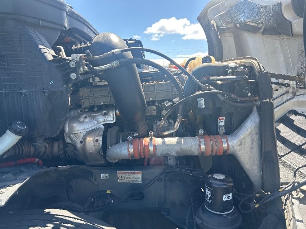 Day Cab Tractor-Heavy Duty Tractors-Freightliner-2020-T12664ST-La Mirada-CA-202,798\n\t\tmiles-$ 60,000 - Image 15