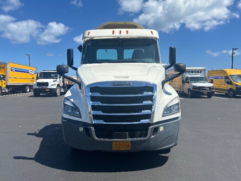 Day Cab Tractor-Heavy Duty Tractors-Freightliner-2020-T12664ST-La Mirada-CA-202,798\n\t\tmiles-$ 60,000 - Image 2