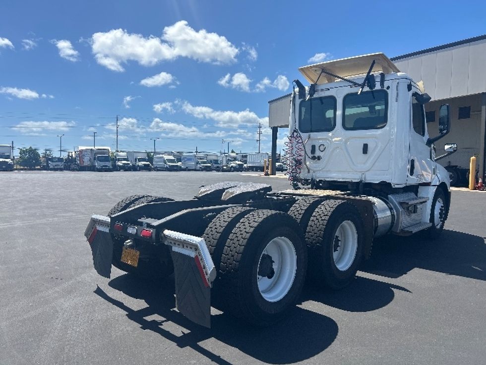 Day Cab Tractor-Heavy Duty Tractors-Freightliner-2020-T12664ST-La Mirada-CA-202,798\n\t\tmiles-$ 60,000 - Image 7