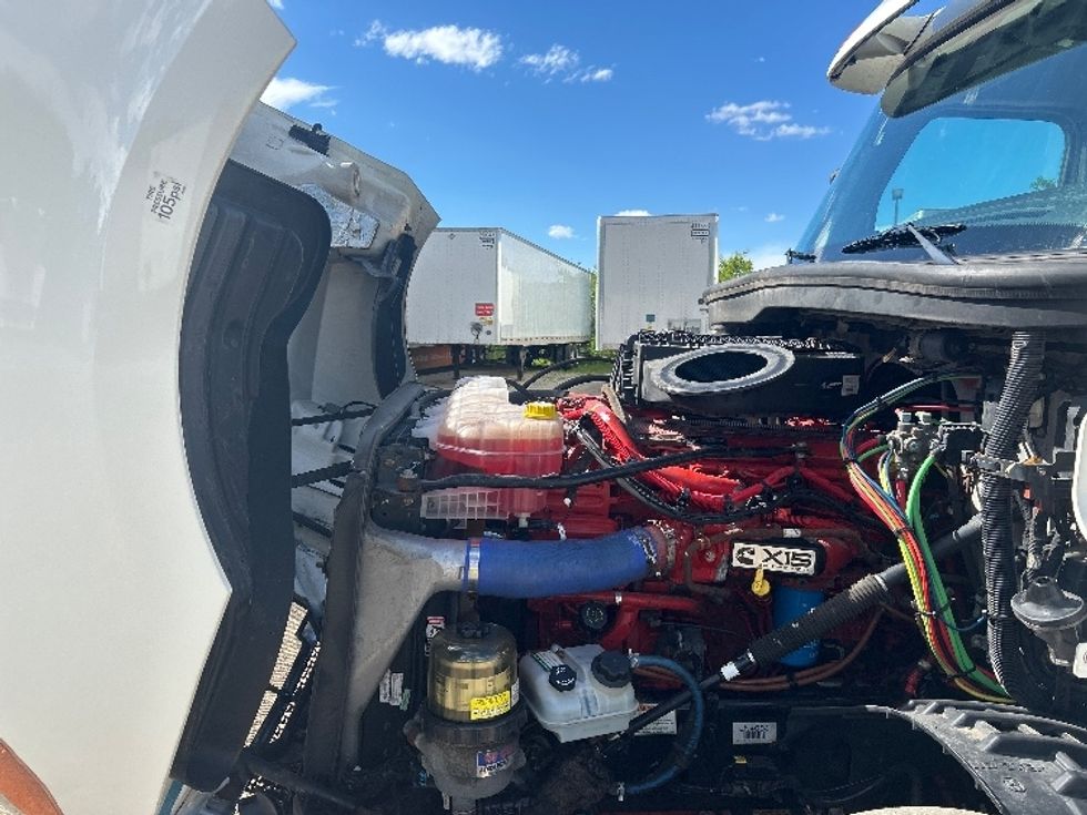 Day Cab Tractor-Heavy Duty Tractors-Freightliner-2020-T12664ST-La Porte-IN-468,715\n\t\tmiles-$ 46,000 - Image 16