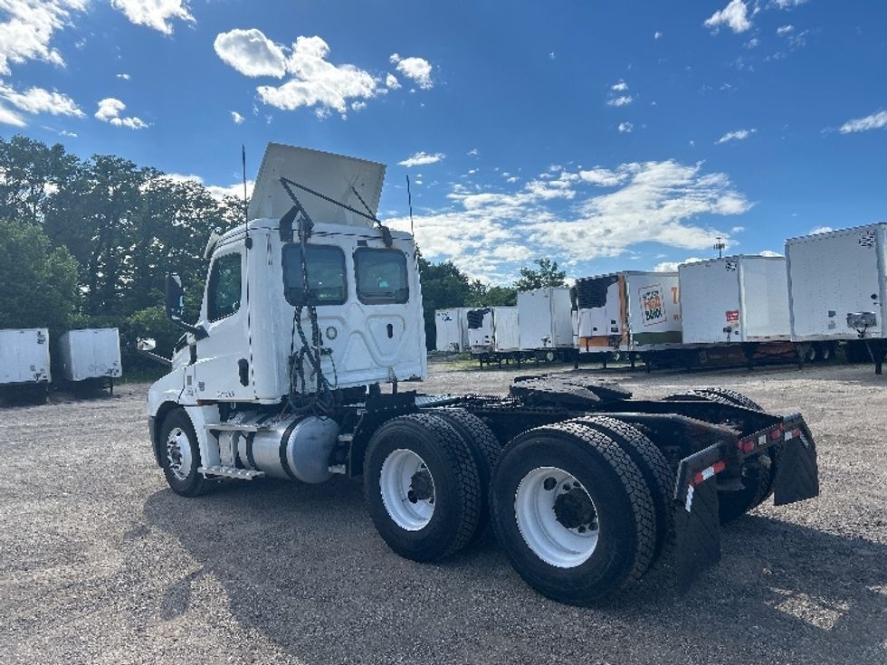 Day Cab Tractor-Heavy Duty Tractors-Freightliner-2020-T12664ST-La Porte-IN-468,715\n\t\tmiles-$ 46,000 - Image 5